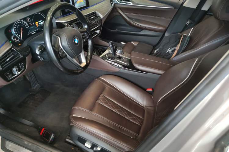 Used BMW 5 Series 2018 530Li Leading Edition Luxury Package Left Front Seat