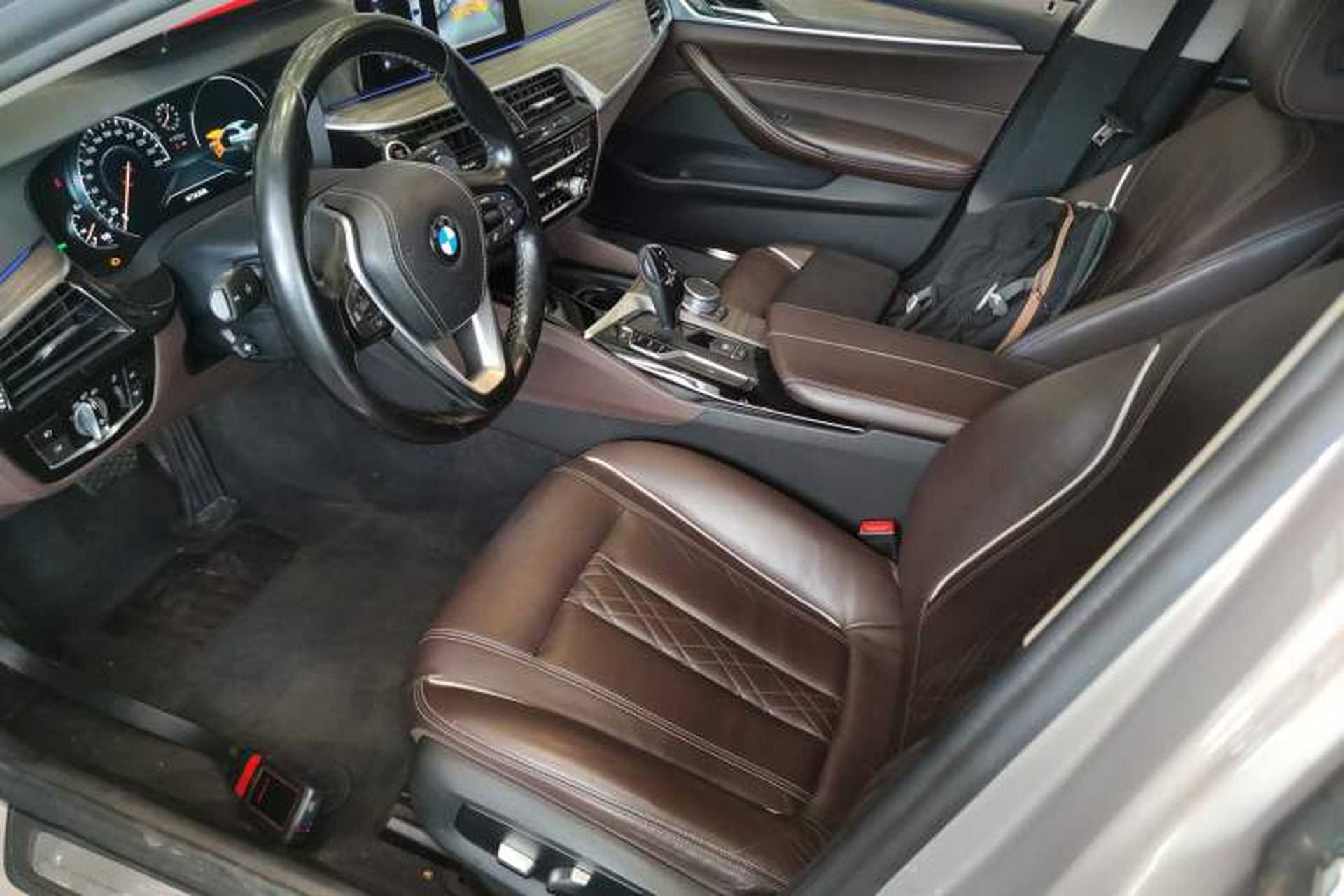 Used BMW 5 Series 2018 530Li Leading Edition Luxury Package Left Front Seat