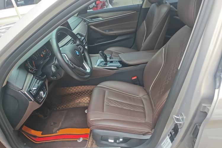 Used BMW 5 Series 2018 Revised Version 530Li Leading Edition Luxury Package Left Front Seat