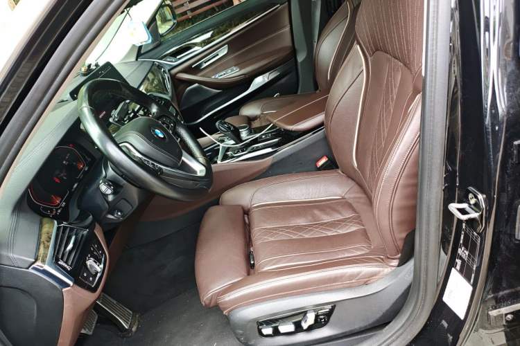 Used BMW 5 Series 2018 Revised 540Li Executive Edition Left Front Seat