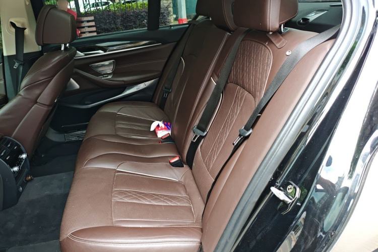 Used BMW 5 Series 2018 Revised 540Li Executive Edition Left Rear Seat