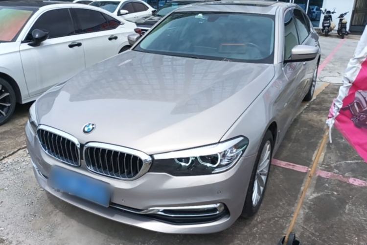 Used BMW 5 Series 2018 530Li Leading Edition Luxury Package Guazi used car, China used car export, Used car for sale, Used cars, Cheapest cars for sale