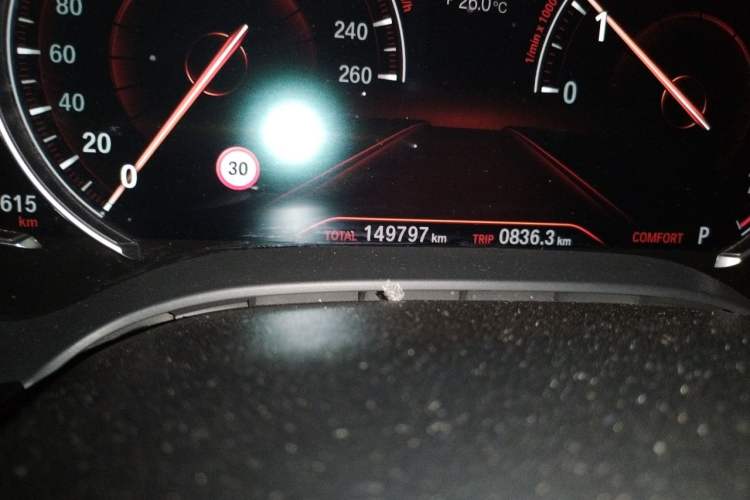 Used BMW 5 Series 2018 Revised 540Li Executive Edition Odometer Close Up