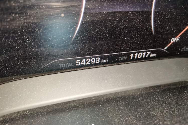 Used BMW 5 Series 2018 Facelifted 530Li Luxury Edition Premium Package Odometer Close Up