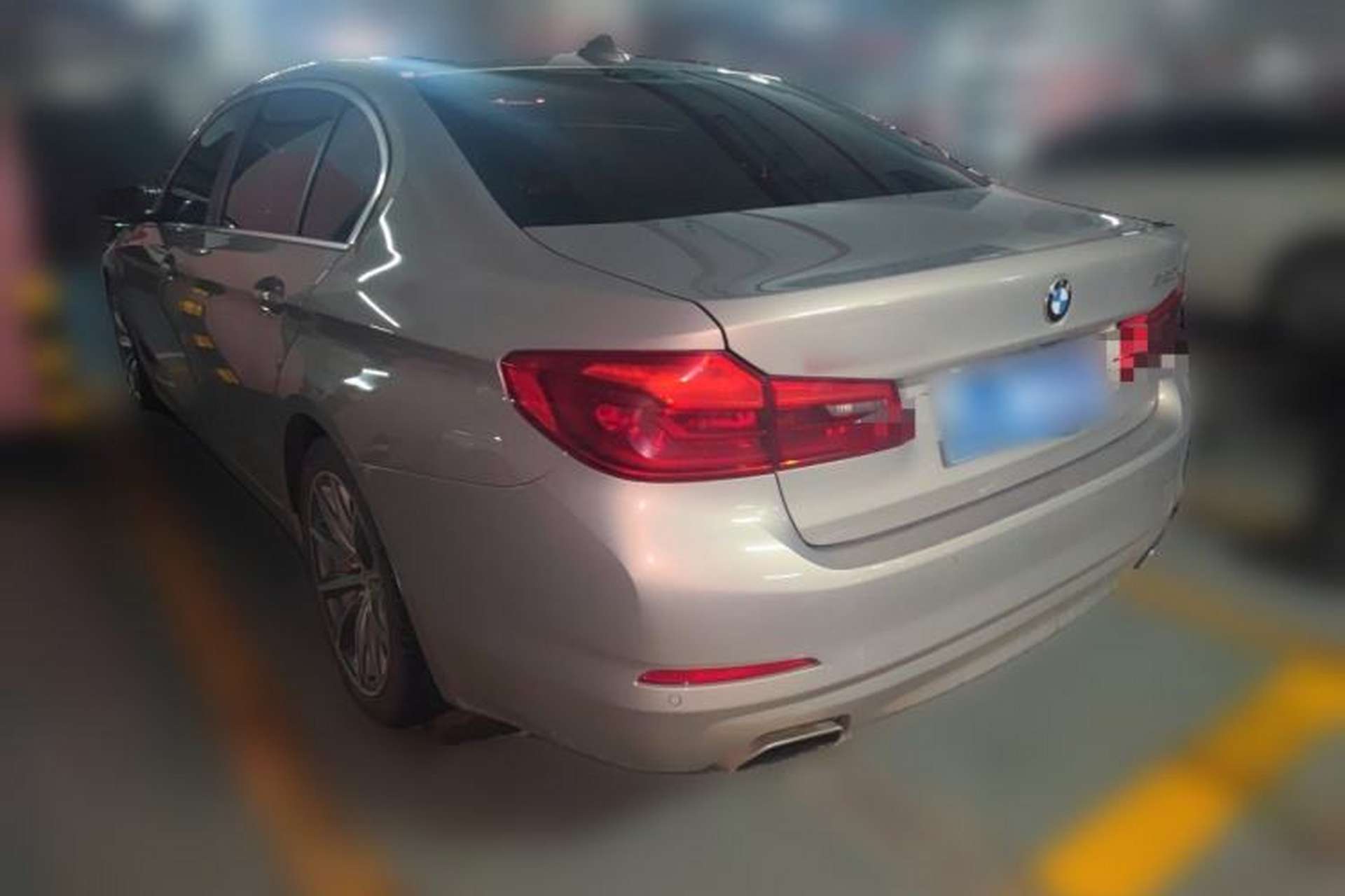 Used BMW 5 Series 2018 528Li Launch Special Edition Rear Left 45 Deg