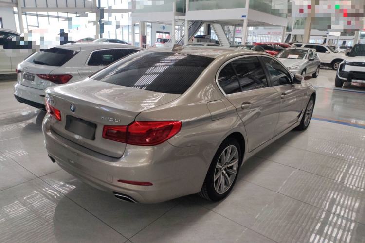 Used BMW 5 Series 2018 528Li Launch Special Edition Rear Right 45 Deg