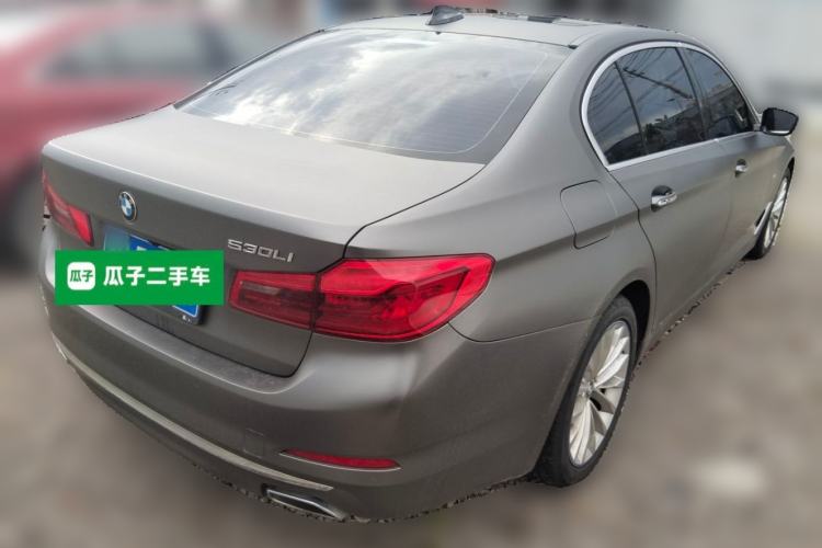 Used BMW 5 Series 2018 530Li Leading Edition Luxury Package Rear Right 45 Deg