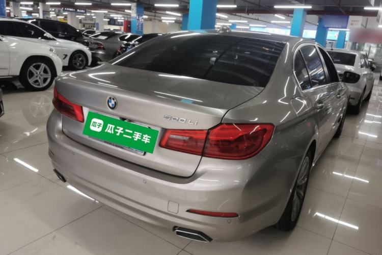 Used BMW 5 Series 2018 528Li Launch Special Edition Rear Right 45 Deg