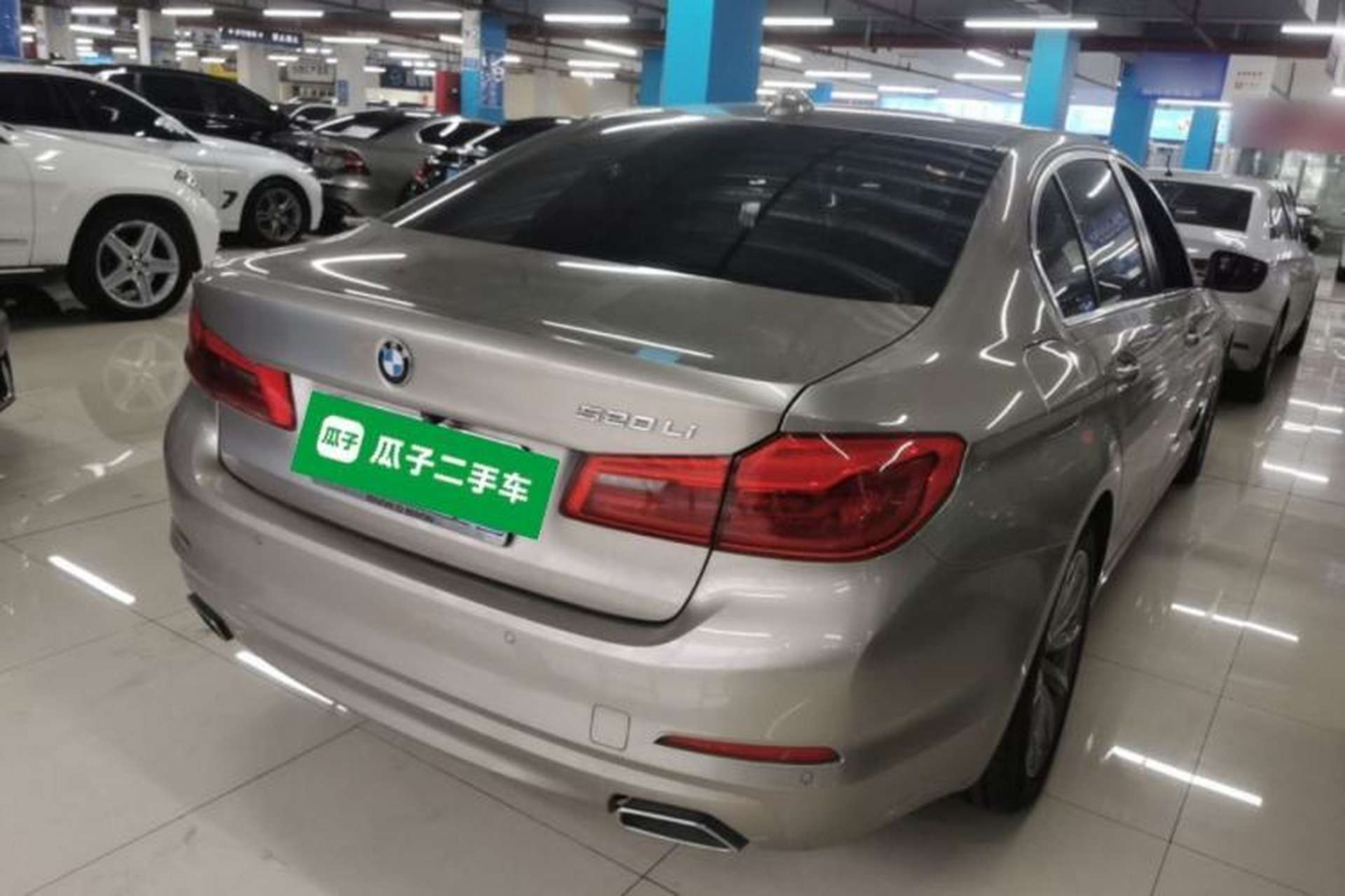 Used BMW 5 Series 2018 528Li Launch Special Edition Rear Right 45 Deg