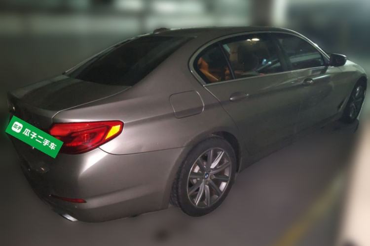 Used BMW 5 Series 2018 528Li Launch Special Edition Rear Right 45 Deg