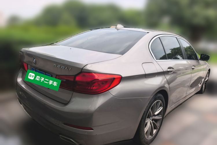 Used BMW 5 Series 2018 528Li Launch Special Edition Rear Right 45 Deg