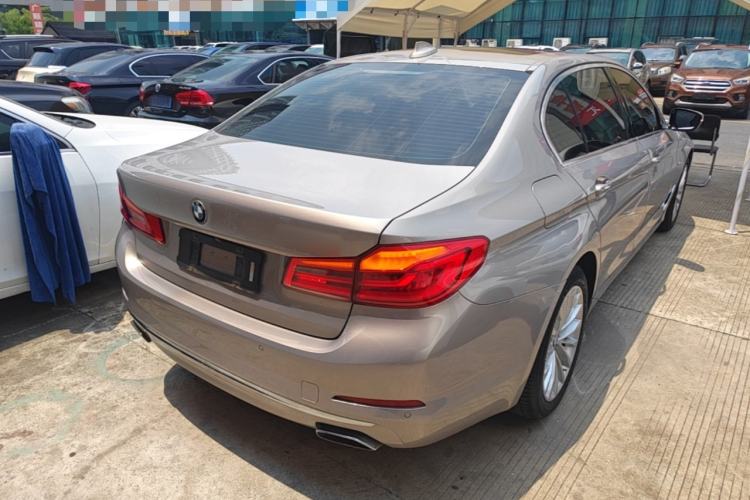 Used BMW 5 Series 2018 Revised Version 530Li Leading Edition Luxury Package Rear Right 45 Deg
