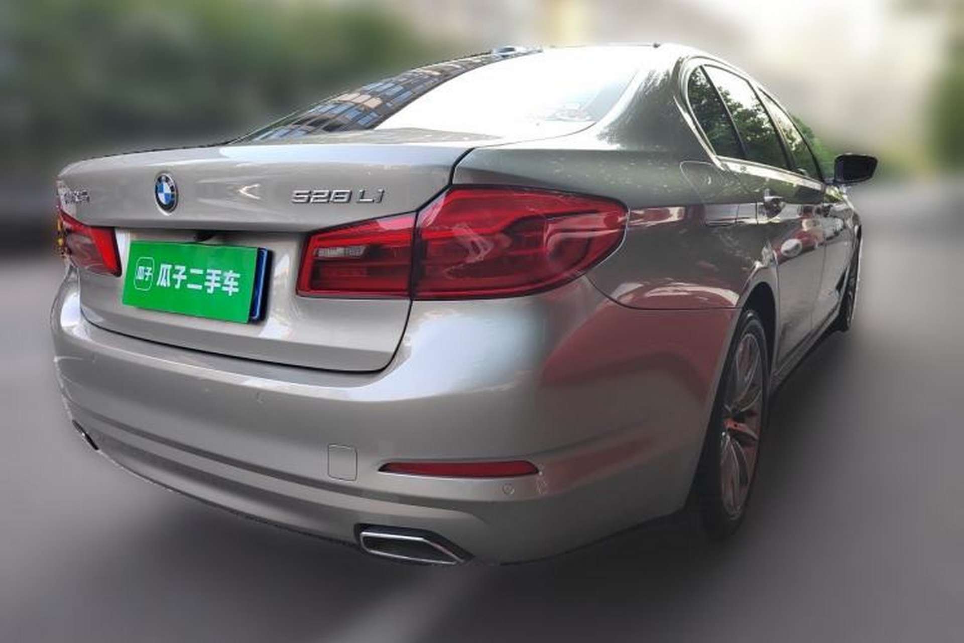 Used BMW 5 Series 2018 528Li Launch Special Edition Rear Right 45 Deg
