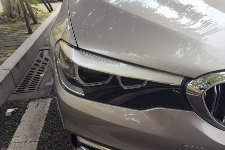 Used BMW 5 Series 2018 Revised Version 530Li Leading Edition Luxury Package Right Front Headlight
