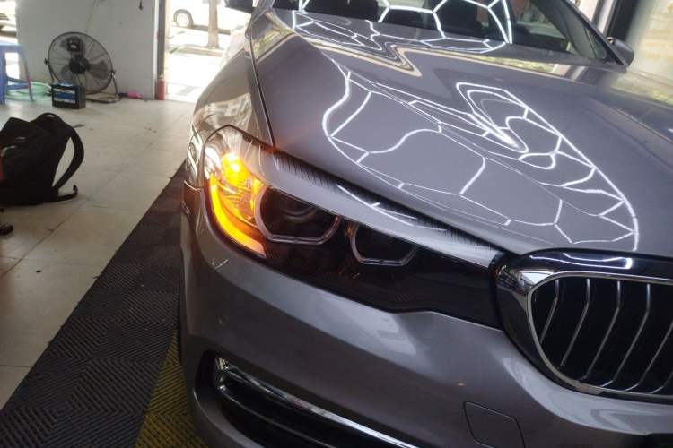 Used BMW 5 Series 2018 Revised Version 530Li Leading Edition Luxury Package Right Front Headlight