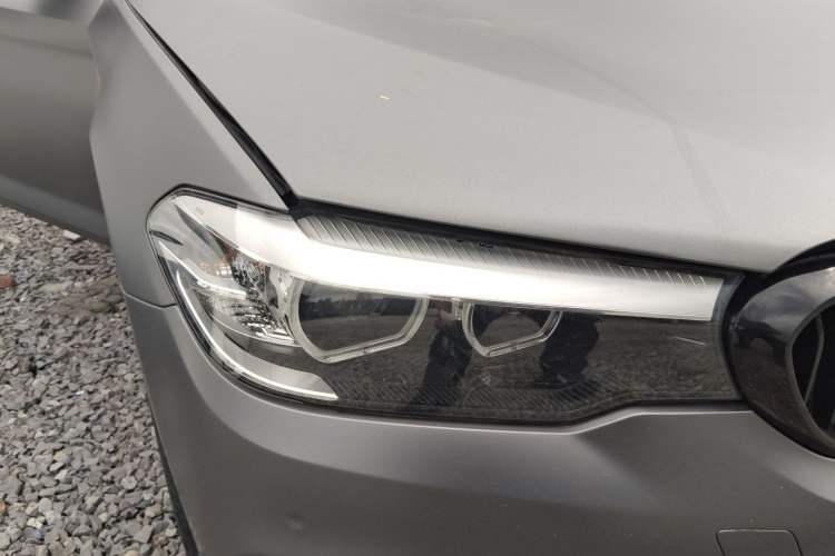 Used BMW 5 Series 2018 530Li Leading Edition Luxury Package Right Front Headlight