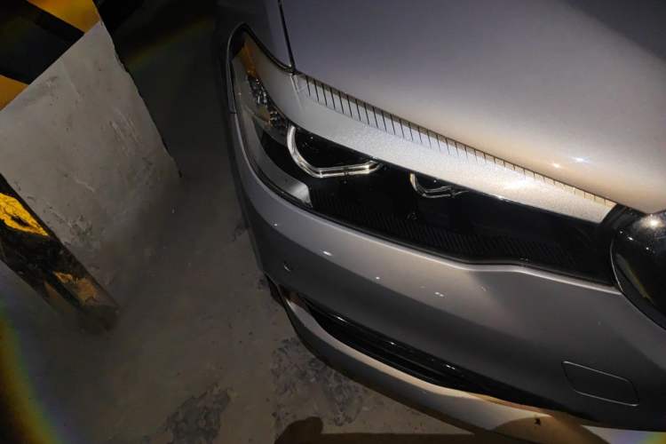 Used BMW 5 Series 2018 528Li Launch Special Edition Right Front Headlight