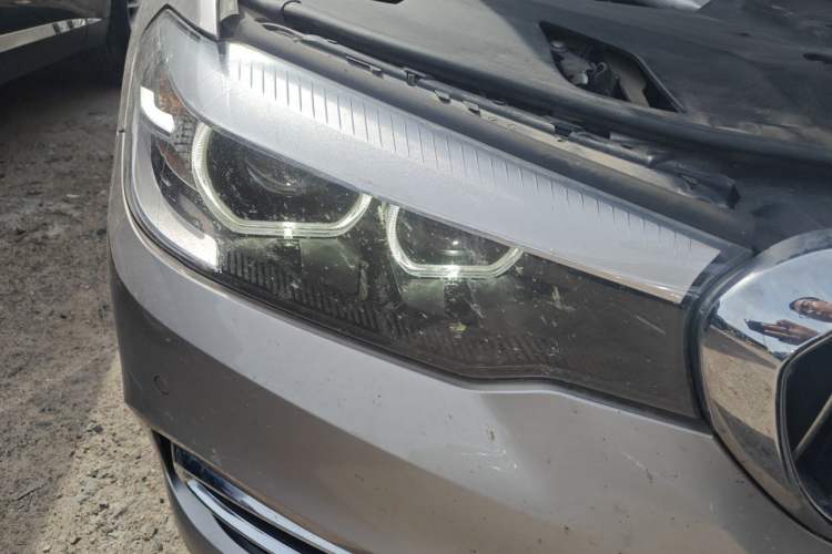 Used BMW 5 Series 2018 530Li xDrive Luxury Package Right Front Headlight