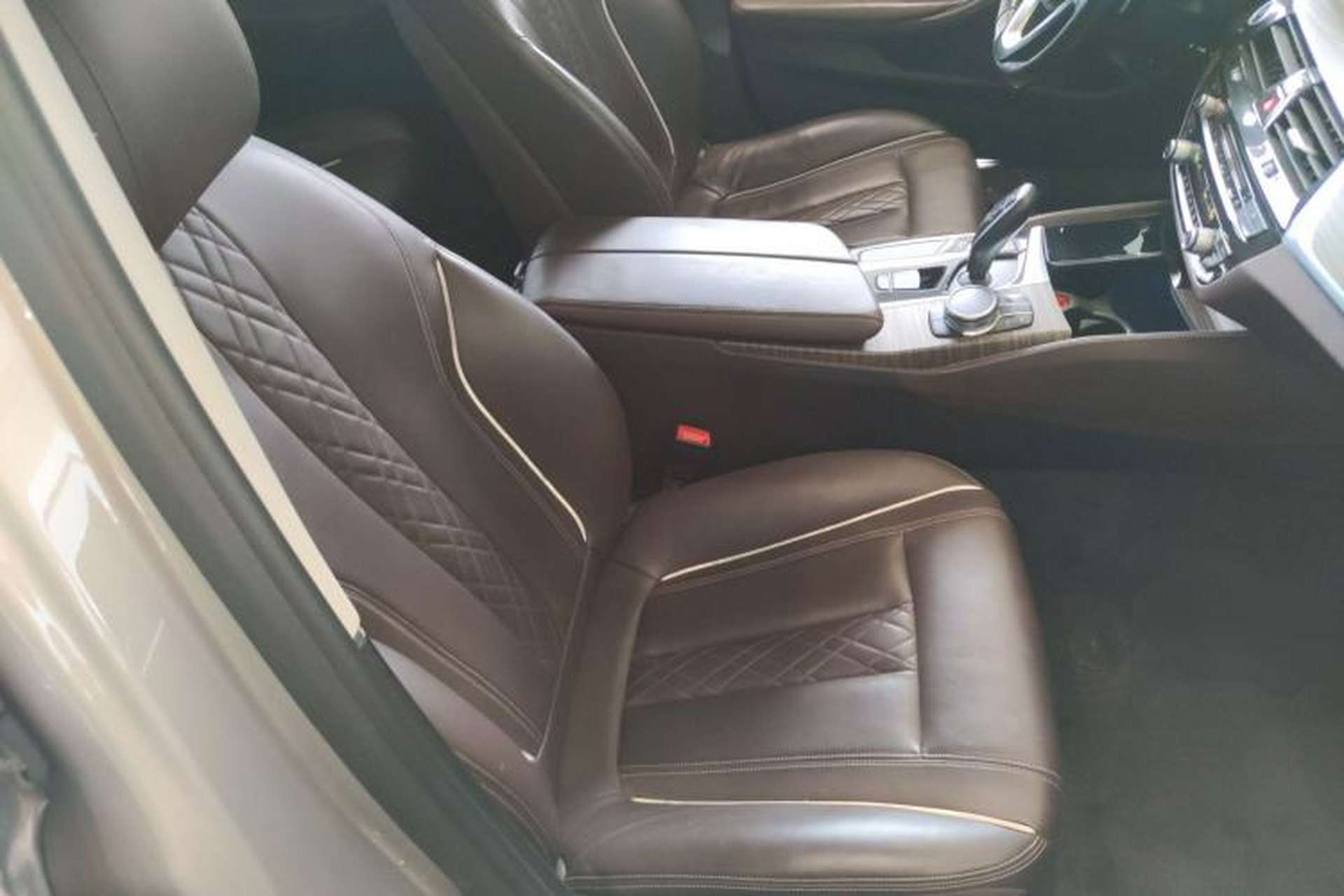 Used BMW 5 Series 2018 530Li Leading Edition Luxury Package Right Front Seat