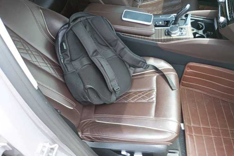 Used BMW 5 Series 2018 530Li Leading Edition Luxury Package Right Front Seat