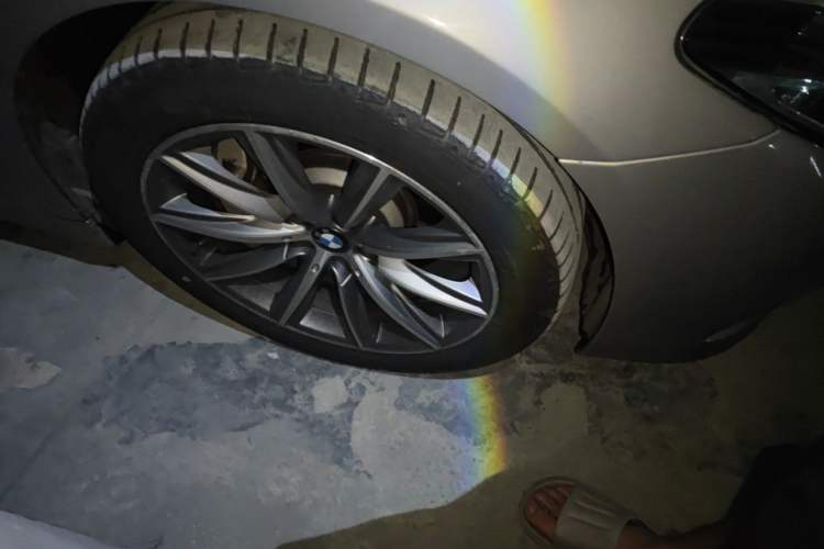 Used BMW 5 Series 2018 528Li Launch Special Edition Right Front Wheel Hub