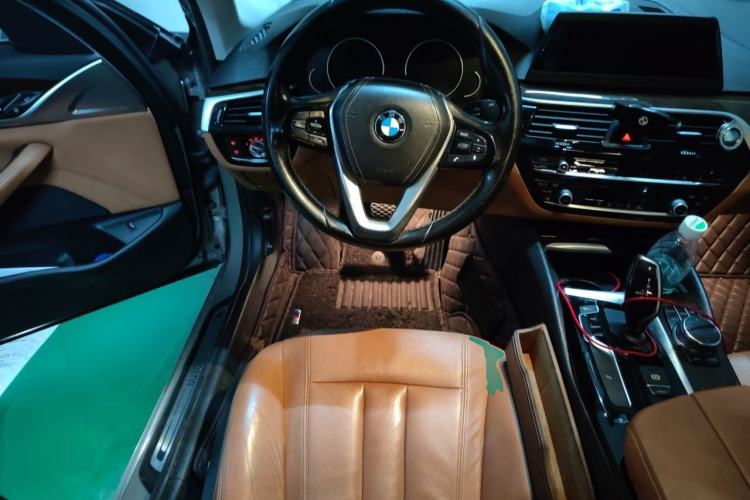 Used BMW 5 Series 2018 528Li Launch Special Edition Steering Wheel