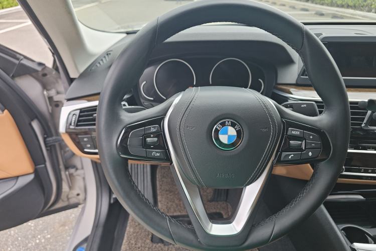 Used BMW 5 Series 2018 528Li Launch Special Edition Steering Wheel