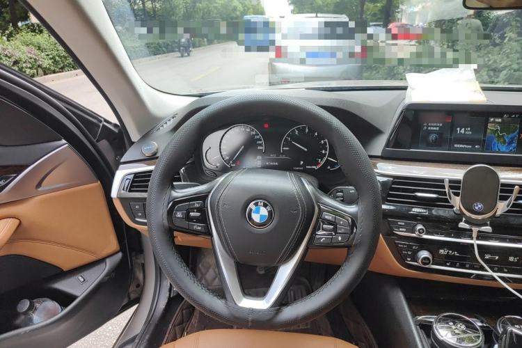 Used BMW 5 Series 2018 528Li Launch Special Edition Steering Wheel