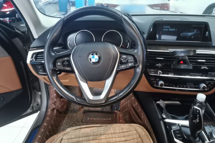 Used BMW 5 Series 2018 528Li Launch Special Edition Steering Wheel