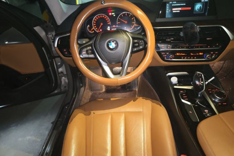 Used BMW 5 Series 2018 528Li Launch Special Edition Steering Wheel