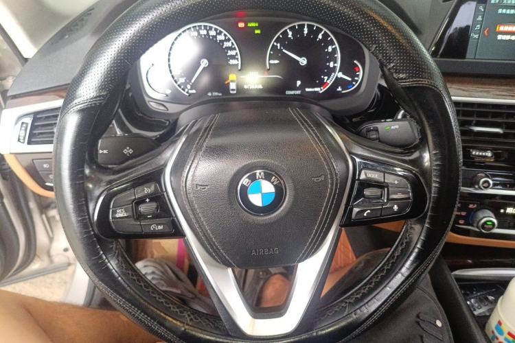 Used BMW 5 Series 2018 528Li Launch Special Edition Steering Wheel
