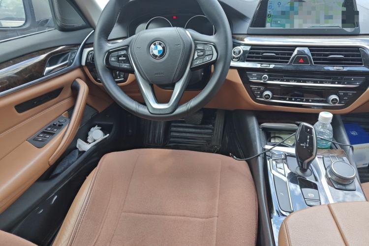 Used BMW 5 Series 2018 528Li Launch Special Edition Steering Wheel