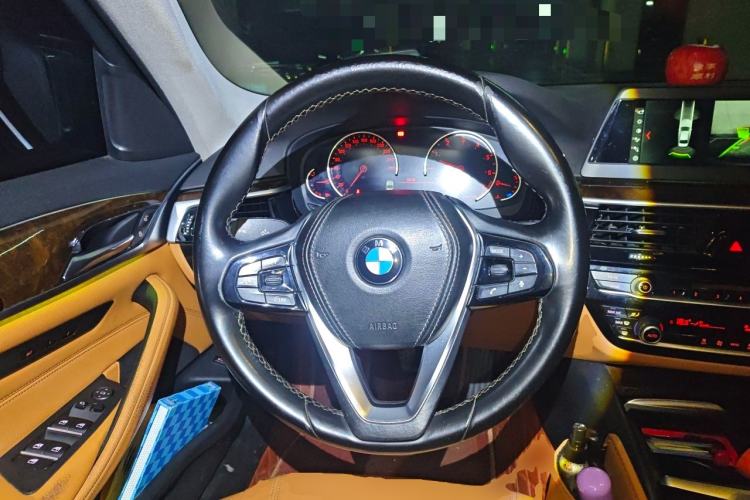 Used BMW 5 Series 2018 528Li Launch Special Edition Steering Wheel