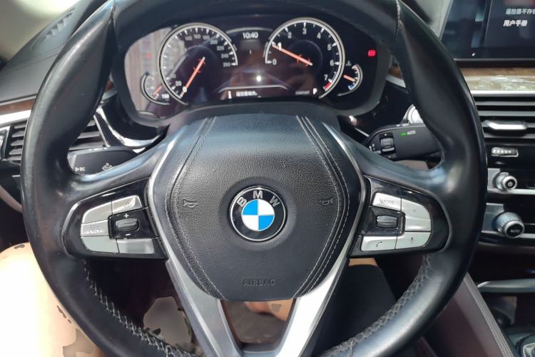Used BMW 5 Series 2018 525Li Luxury Package Steering Wheel