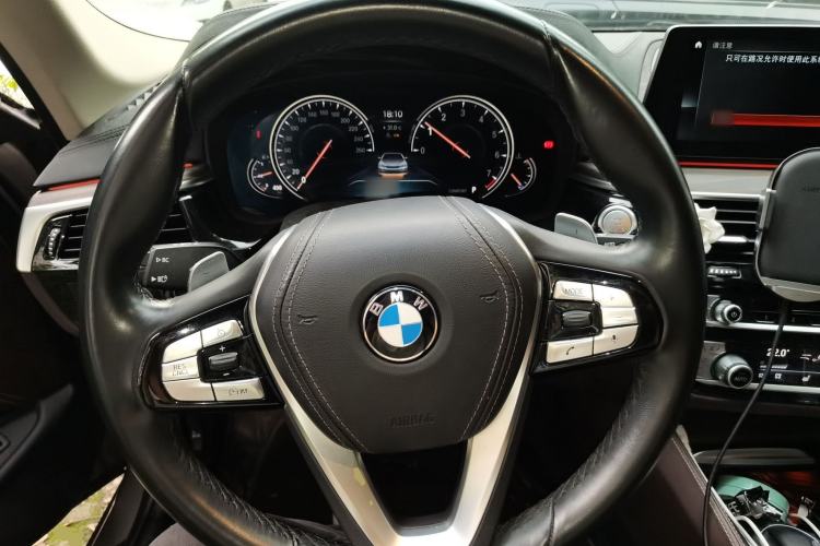 Used BMW 5 Series 2018 Facelifted 530Li Luxury Edition Premium Package Steering Wheel
