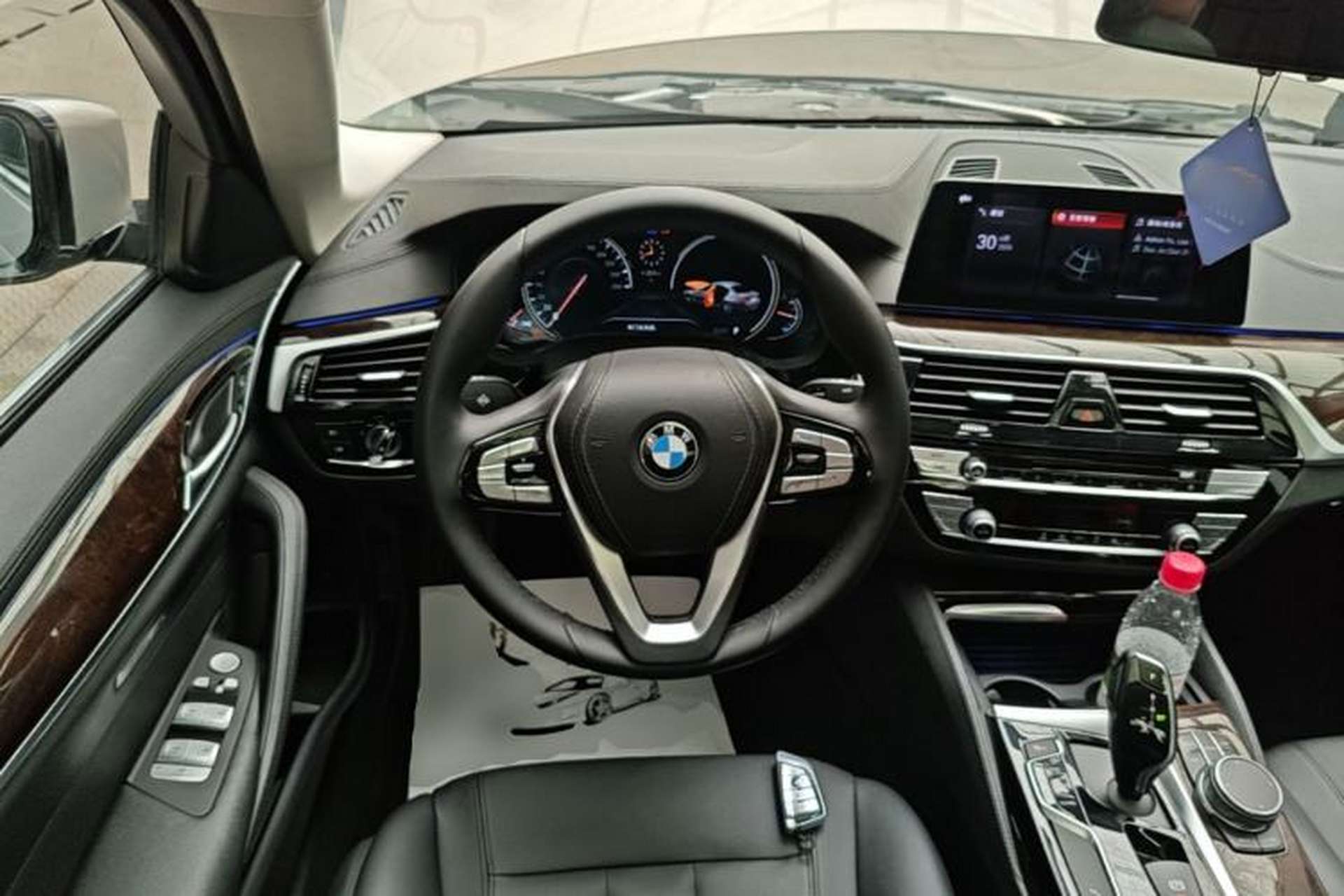Used BMW 5 Series 2018 525Li Luxury Package Steering Wheel