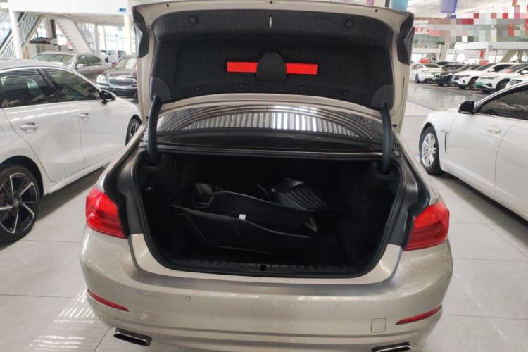 Used BMW 5 Series 2018 528Li Launch Special Edition Trunk