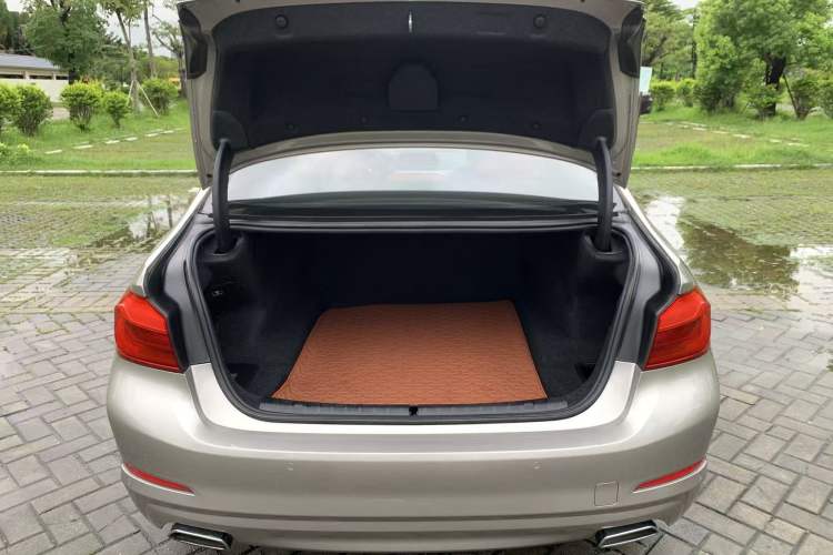 Used BMW 5 Series 2018 528Li Launch Special Edition Trunk