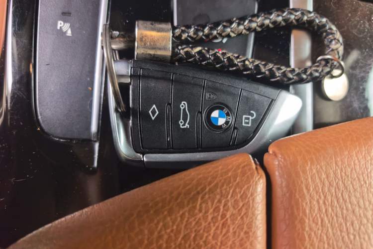 Used BMW 5 Series 2018 528Li Launch Special Edition Vehicle Key