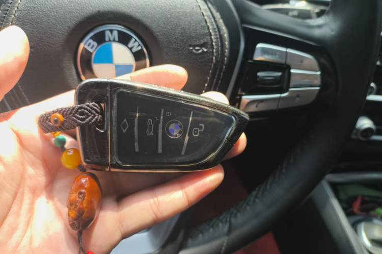 Used BMW 5 Series 2018 525Li M Sport Package Vehicle Key