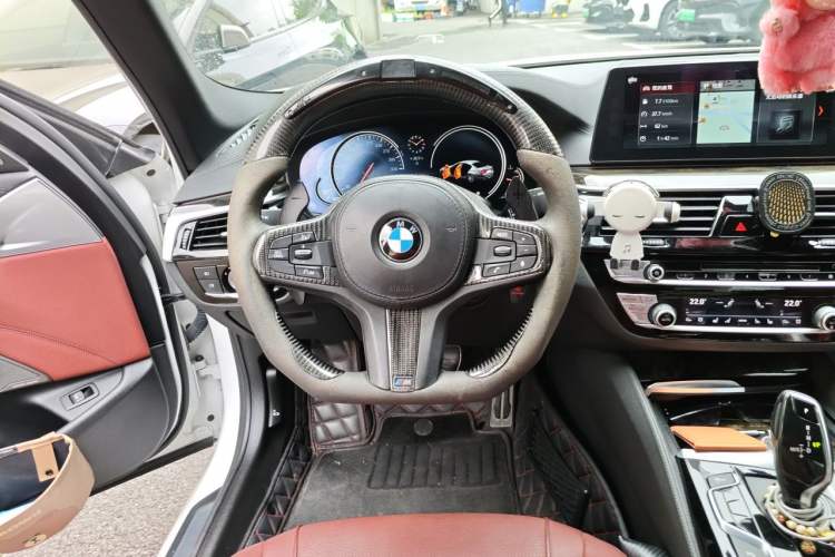 Used BMW 5 Series 2018 Restyled 530Li Luxury Edition M Sport Package Steering Wheel