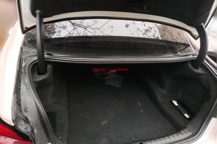Used BMW 5 Series 2018 530Li Leading Edition Luxury Package Trunk