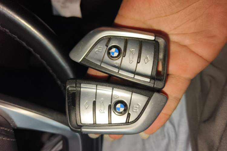 Used BMW 5 Series 2018 530Li Leading Edition Luxury Package Vehicle Key