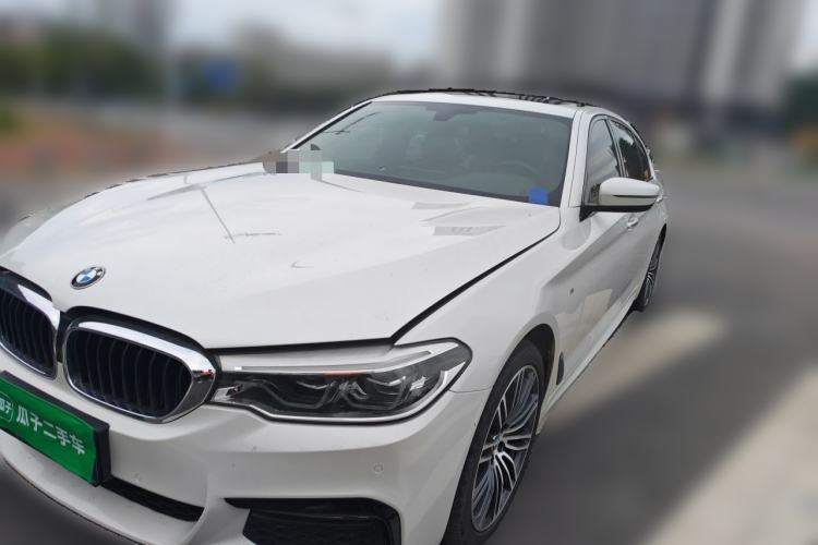 Used BMW 5 Series 2018 530Li Leading Model M Sport Package Guazi used car, China used car export, Used car for sale, Used cars, Cheapest cars for sale