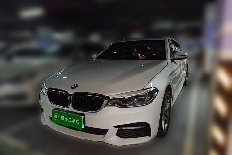 Used BMW 5 Series 2018 525Li M Sport Package Guazi used car, China used car export, Used car for sale, Used BMW cars, Cheapest cars for sale
