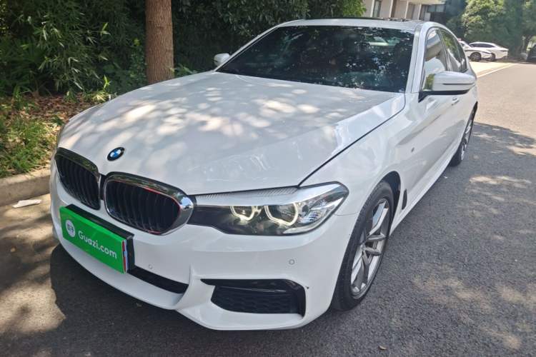 Used BMW 5 Series 2018 525i M Sport Package Guazi used car, China used car export, Used car for sale, Used  cars, Cheapest cars for sale