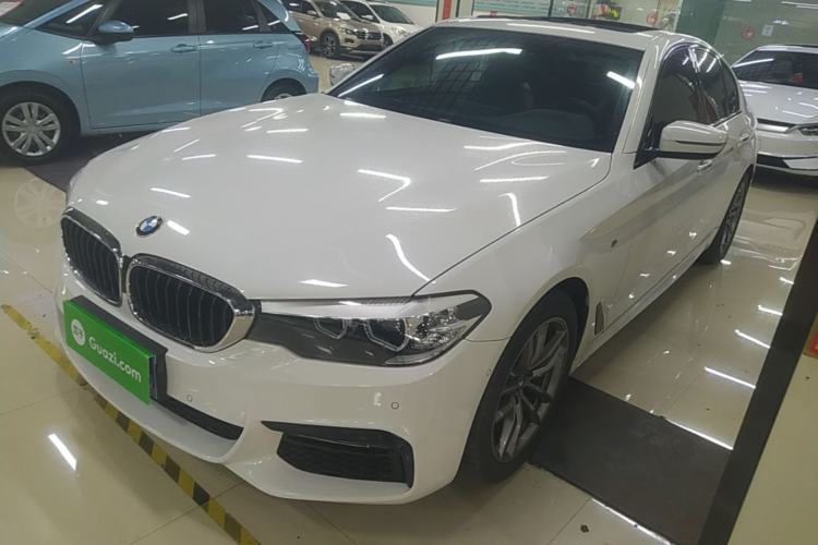 Used BMW 5 Series 2018 525i M Sport Package Guazi used car, China used car export, Used car for sale, Used cars, Cheapest cars for sale