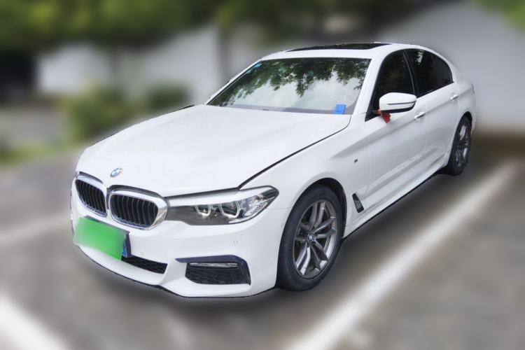 BMW 5 Series 2018 525i M Sport Package с пробегом Guazi used car, China used car export, Used car for sale, Used cars, Cheapest cars for sale