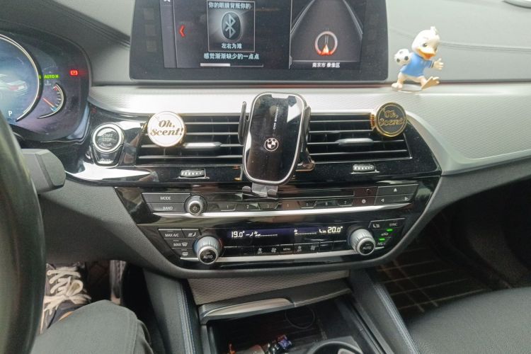 Used BMW 5 Series 2018 525i M Sport Package Audio And AC Panel
