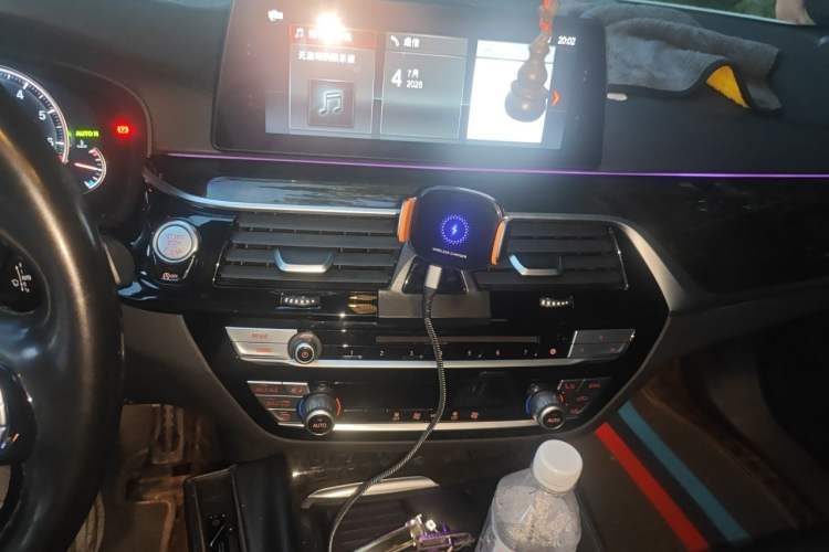 Used BMW 5 Series 2018 525Li M Sport Package Audio And AC Panel